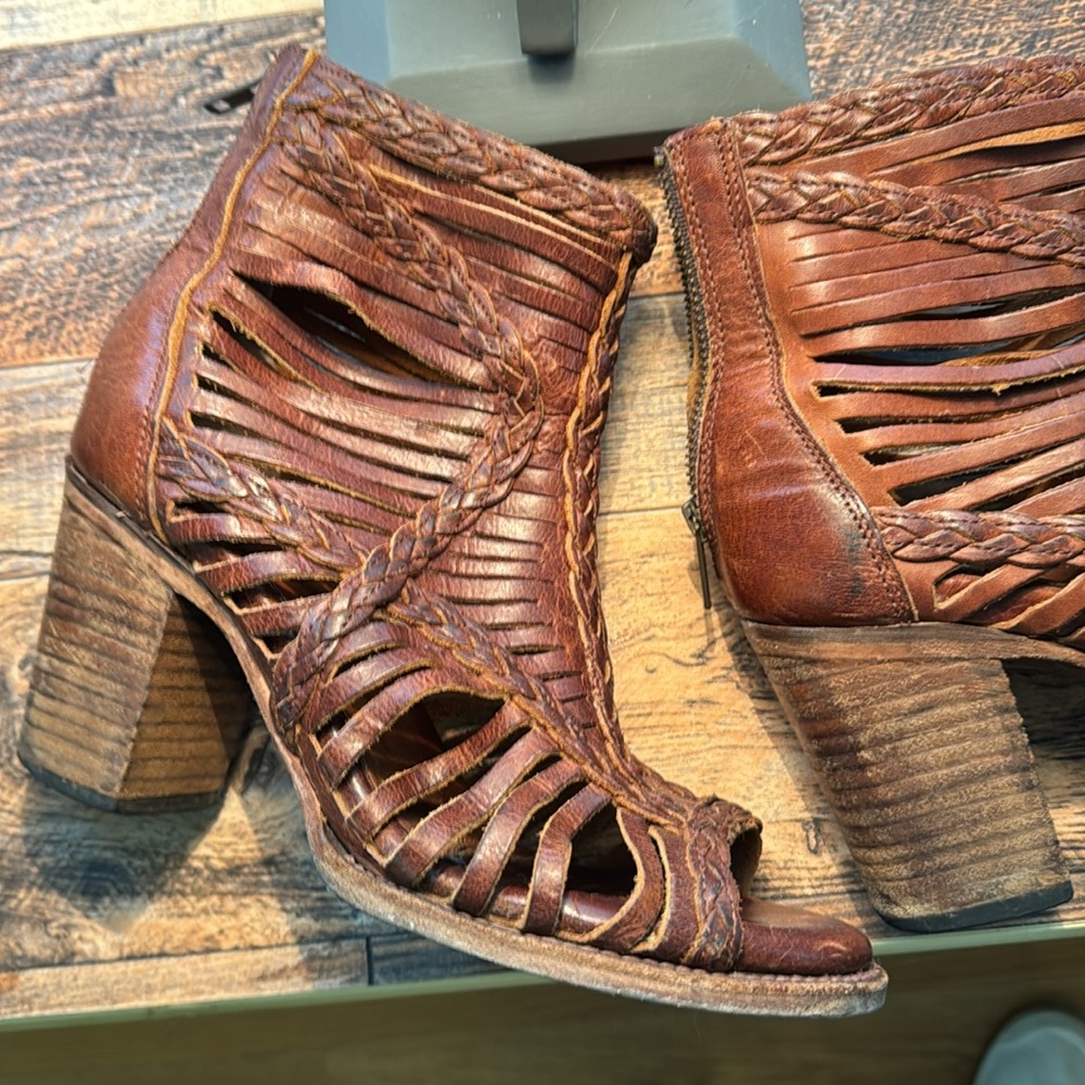 Free Bird Bela Braided Brown Women's Open-Toe Boots size 8 - Picture 4 of 9